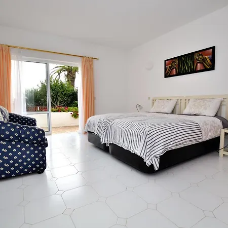 Vivenda Johanna Holiday home Lagos