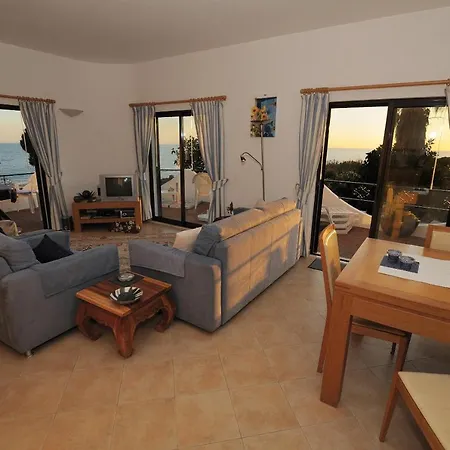 Vivenda Johanna Holiday home *