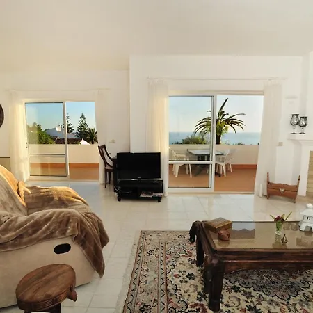 Vivenda Johanna Holiday home *