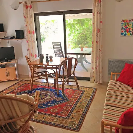 Vivenda Johanna Holiday home *