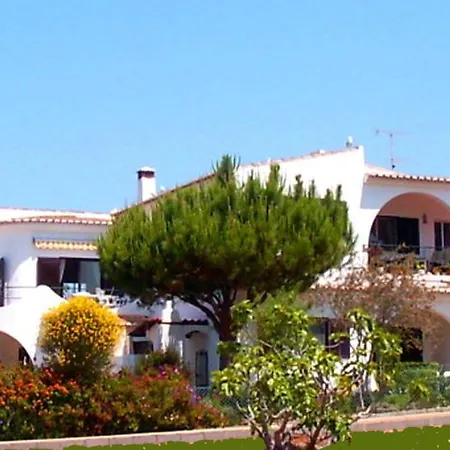 Vivenda Johanna Λάγος