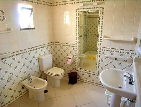 Vivenda Johanna * Lagos