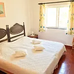 Vivenda Johanna * Lagos